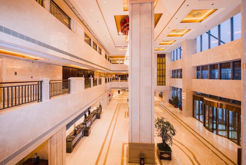 שיאן New Century Grand Hotel מראה חיצוני תמונה