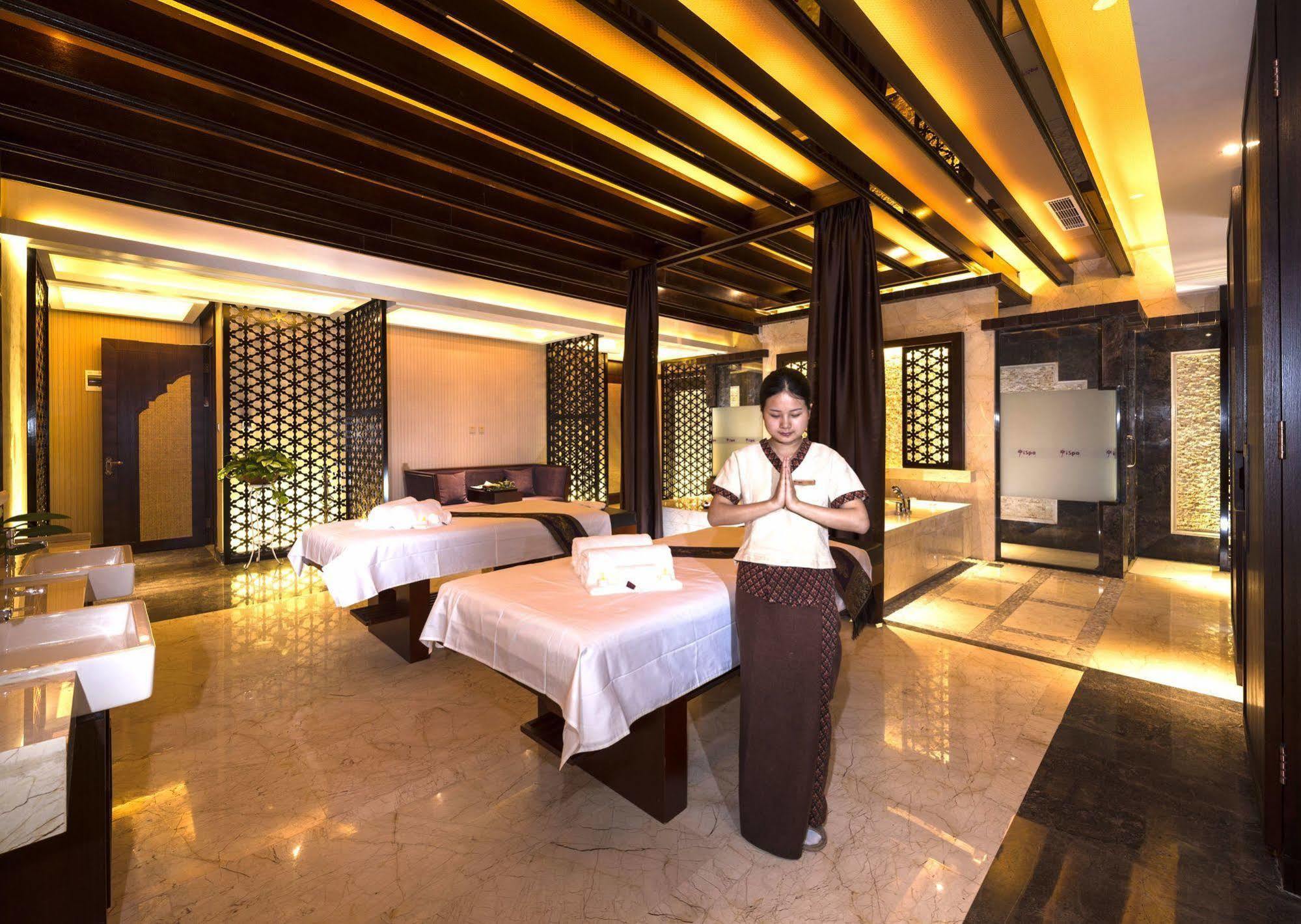 שיאן New Century Grand Hotel מראה חיצוני תמונה